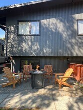 7721 Arlene St in Anchorage, AK - Building Photo - Building Photo