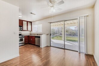 661 Freeburg Pl in Las Vegas, NV - Building Photo - Building Photo