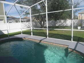 14017 Abaco Isle Dr in Orlando, FL - Building Photo - Building Photo