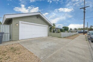 769 Magnolia Ave in Carlsbad, CA - Building Photo