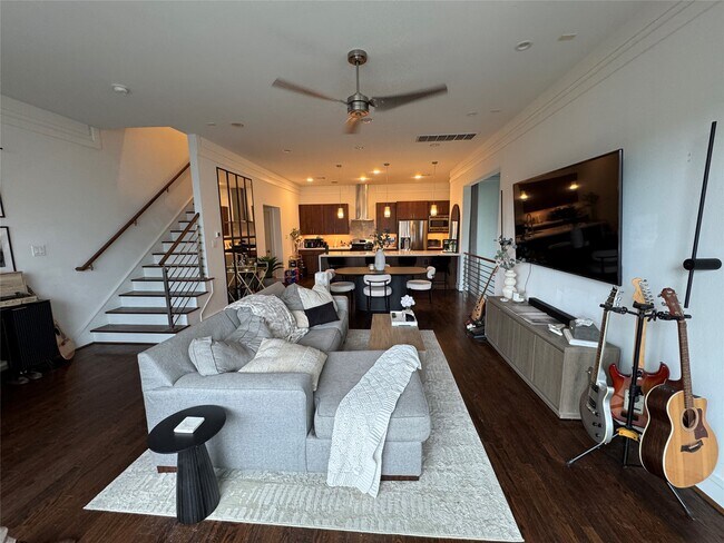 5707 Schuler St in Houston, TX - Building Photo - Building Photo