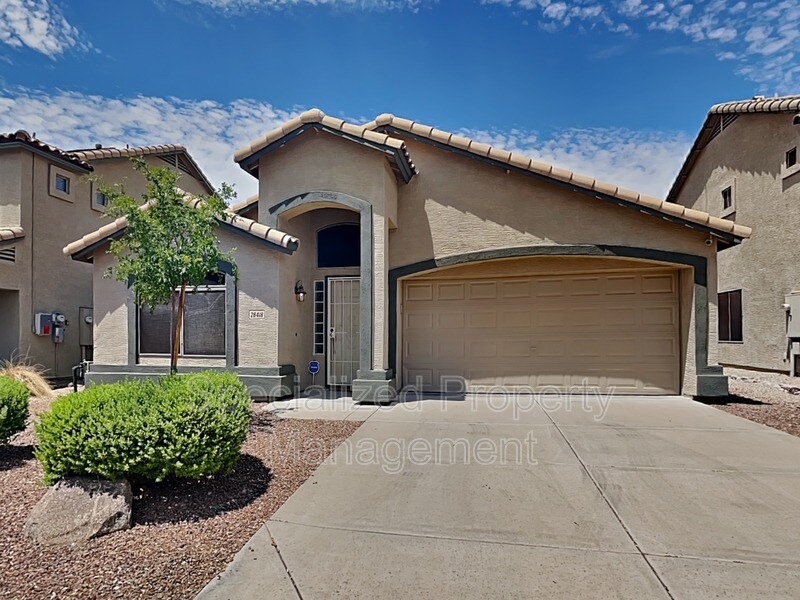 28418 N 25th Ave in Phoenix, AZ - Building Photo