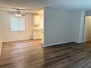 418 E Blueridge Ave, Unit 418 in Orange, CA - Building Photo - Building Photo
