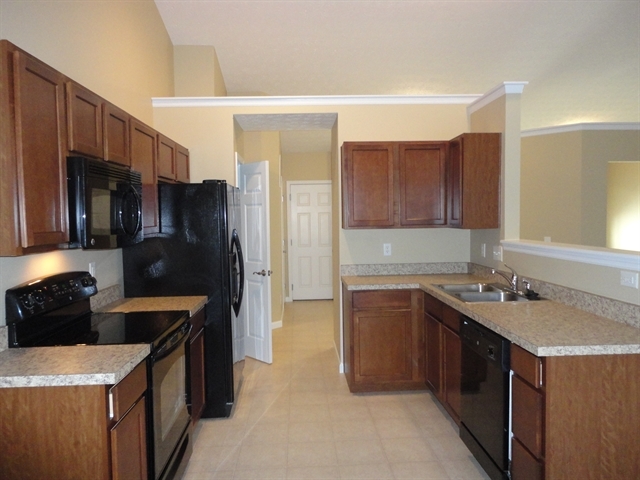 596 Jodee Dr in Xenia, OH - Building Photo - Building Photo