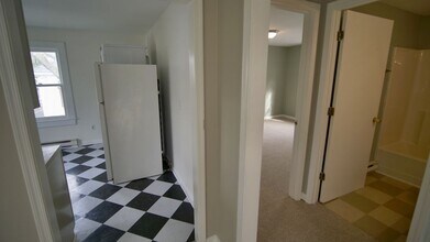 136 Goodman St-Unit -B in Charlottesville, VA - Building Photo - Building Photo