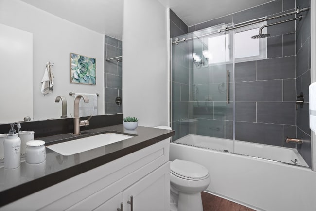 10203 Tabor St in Los Angeles, CA - Building Photo - Building Photo