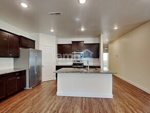 1854 N Oconner Ave in Meridian, ID - Building Photo - Building Photo