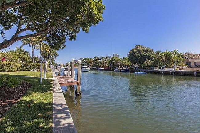 property at 631 Oleander Dr