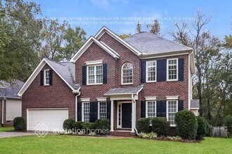 17400 Cambridge Grove Dr in Huntersville, NC - Foto de edificio - Building Photo