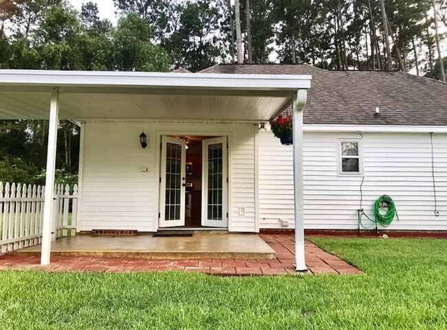 1457 Dorothy St in Mandeville, LA - Building Photo - Building Photo