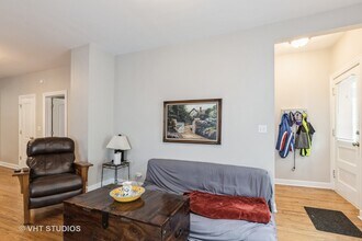 620 Prairie Ave in Wilmette, IL - Building Photo - Building Photo