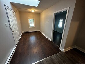 7 Prest St in New London, CT - Building Photo - Building Photo