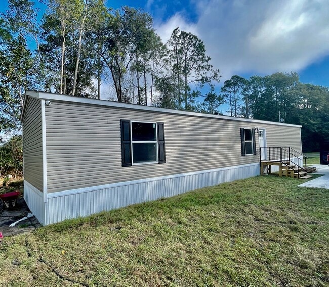 27480 Ohio St in Hilliard, FL - Building Photo - Building Photo
