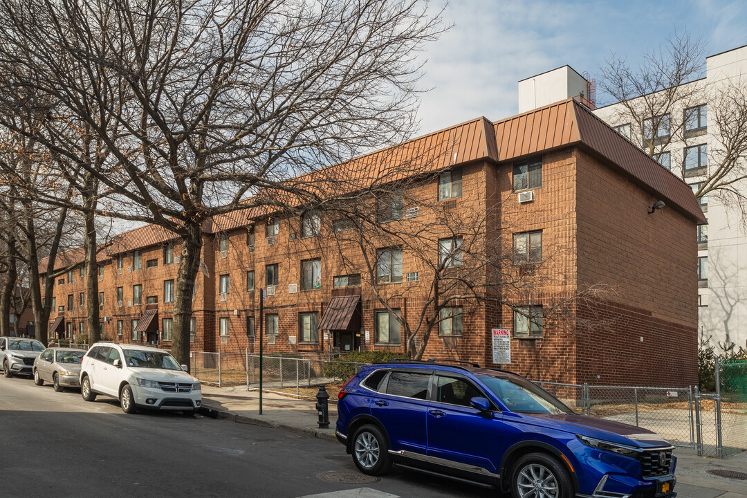 Caribe Gardens in Brooklyn, NY - Building Photo