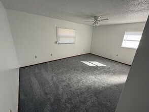 7646 Landmark Dr in Spring Hill, FL - Building Photo - Building Photo