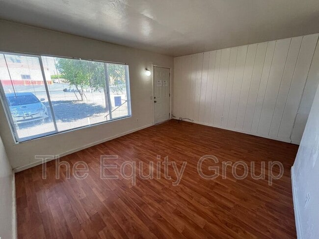 415 W Westfield Ave in Porterville, CA - Building Photo - Building Photo