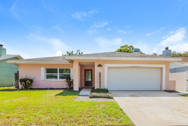 property at 1701 E Orangeside Rd