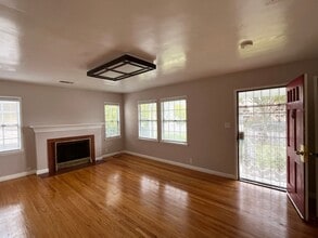 2135 S Curtis Ave in Alhambra, CA - Building Photo - Building Photo