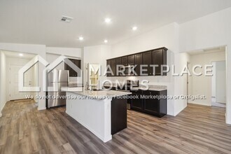 975 Barkwell Dr SW in Albuquerque, NM - Building Photo - Building Photo
