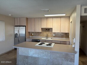 8254 E Roma Ave in Scottsdale, AZ - Building Photo - Building Photo