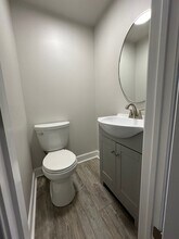 163 Marine Dr in Amherst, NY - Building Photo - Building Photo