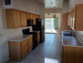 8119 N Peppersauce Dr in Tucson, AZ - Building Photo - Building Photo