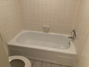 6552 N Meridian Ave in Oklahoma City, OK - Foto de edificio - Building Photo