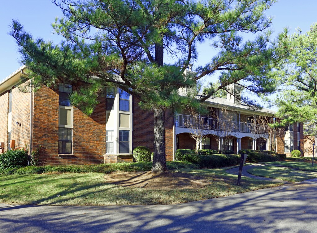 MONTICELLO Apartments in Memphis, TN