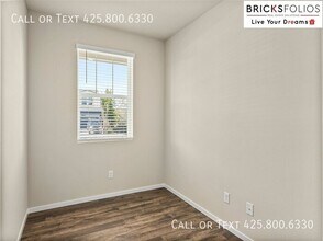 1268 SW Pendleton Way in Port Orchard, WA - Building Photo - Building Photo