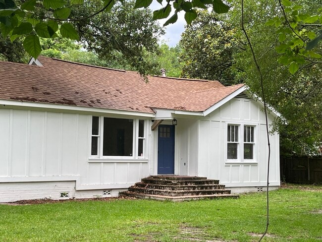 property at 5480 N Afton Pky