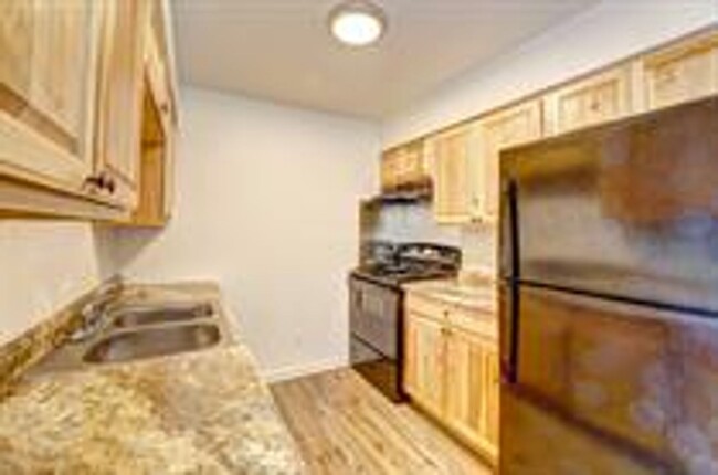 1535 Poplar Drive in Grand Junction, CO - Foto de edificio - Building Photo