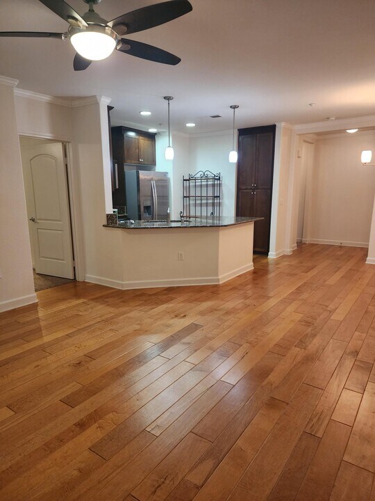 1021 Costa Pacifica Way, Unit 2109 in Oceanside, CA - Foto de edificio