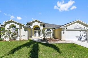 681 SW Saragossa Ave in Port St. Lucie, FL - Building Photo