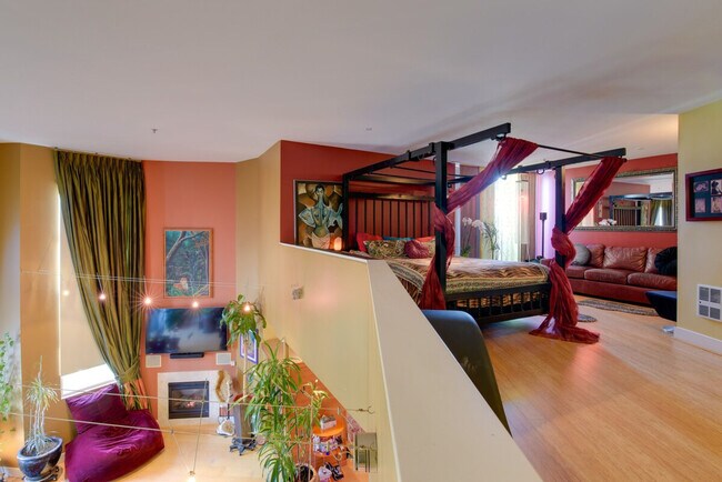 3960 Adeline St in Emeryville, CA - Building Photo - Building Photo