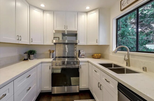 478 N Winchester Blvd in Santa Clara, CA - Building Photo - Building Photo