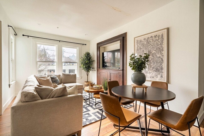 1603 NW 23rd Ave in Portland, OR - Building Photo - Building Photo