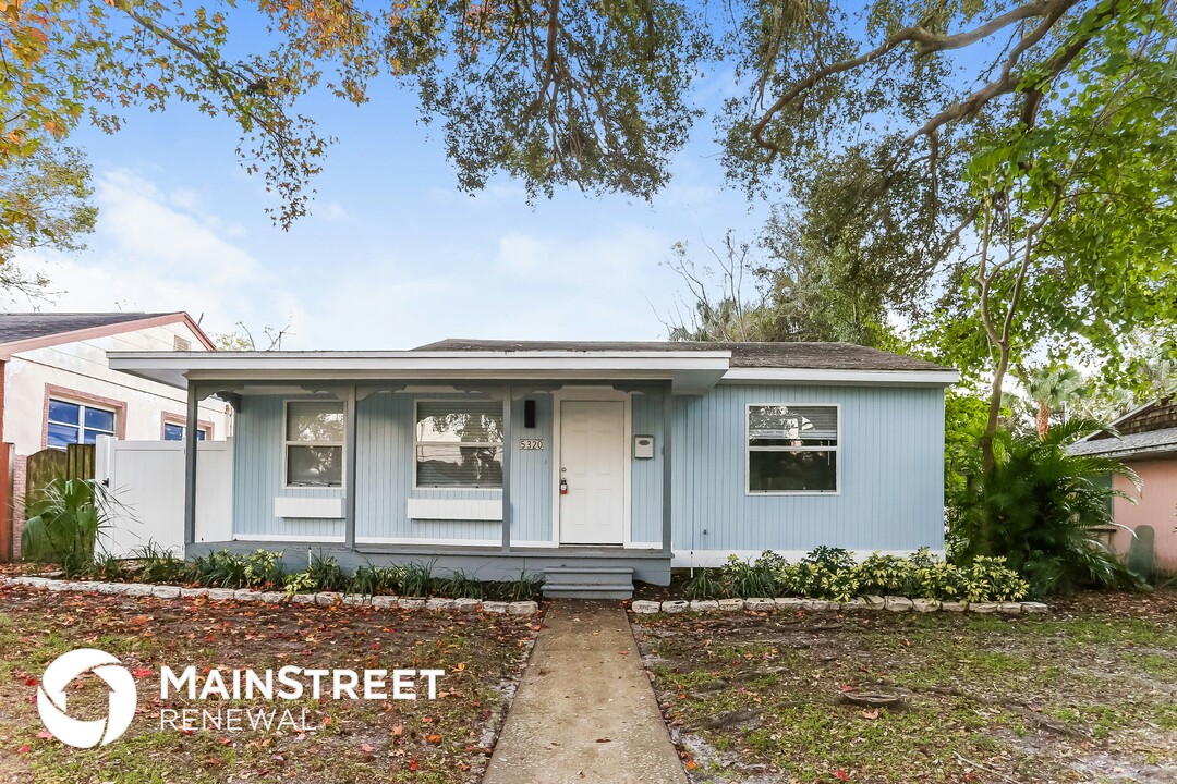 5320 1st Ave S in St. Petersburg, FL - Foto de edificio