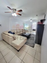 1268 21st St in Sarasota, FL - Foto de edificio - Building Photo