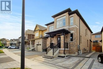 1028 Pelican Trail in Pickering, ON - Building Photo - Building Photo