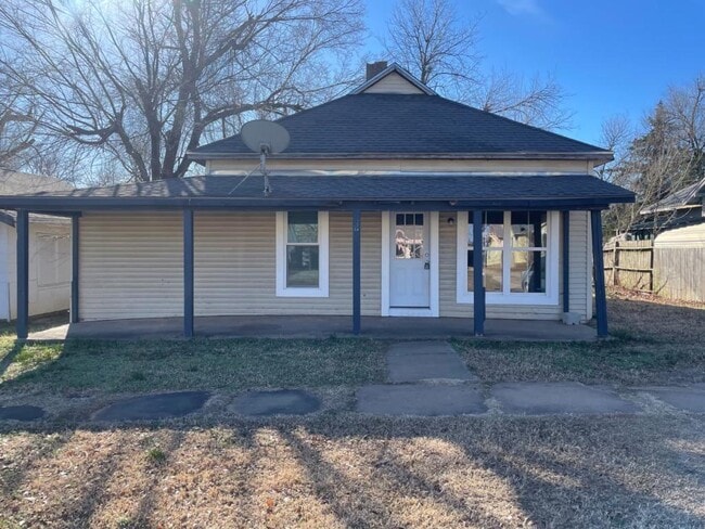 property at 626 Holly St