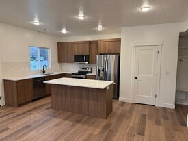 240 Dan St in Ogden, UT - Building Photo