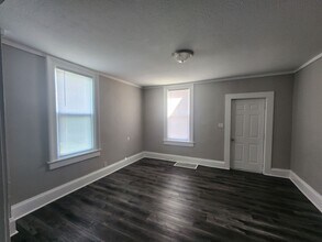 307 E 22nd St in Dubuque, IA - Building Photo - Building Photo