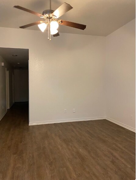 3718 Oldenburg Ln in College Station, TX - Building Photo - Building Photo