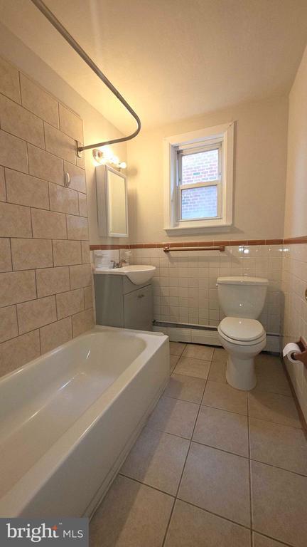 7332 Montour St in Philadelphia, PA - Building Photo - Building Photo