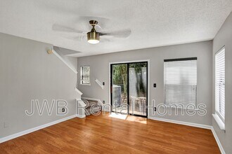 4808 Playschool Dr in Jacksonville, FL - Building Photo - Building Photo