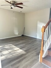 21B 1st St in Greenville, SC - Building Photo - Building Photo