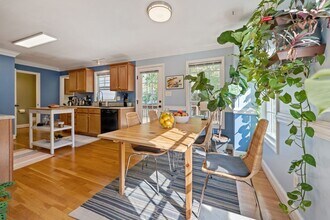 404 W Cornwallis Rd in Durham, NC - Building Photo - Building Photo