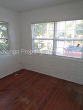 736 Omar Rd-Unit -2 in West Palm Beach, FL - Building Photo - Building Photo