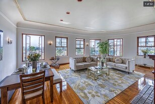 4123 Wilshire Blvd in Los Angeles, CA - Building Photo