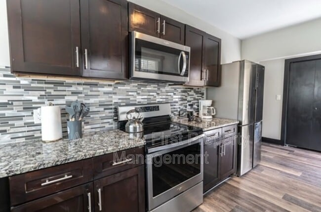 1764 Spring Ave in East Point, GA - Building Photo - Building Photo